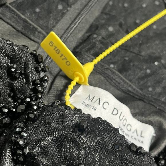 Mac Duggal Puff Sleeve A Line Embroidered Gown Size 14 Black Formal 20430 NEW - Picture 16 of 16